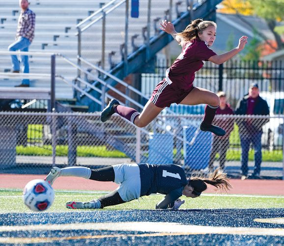 Altoona beaten by familiar foe